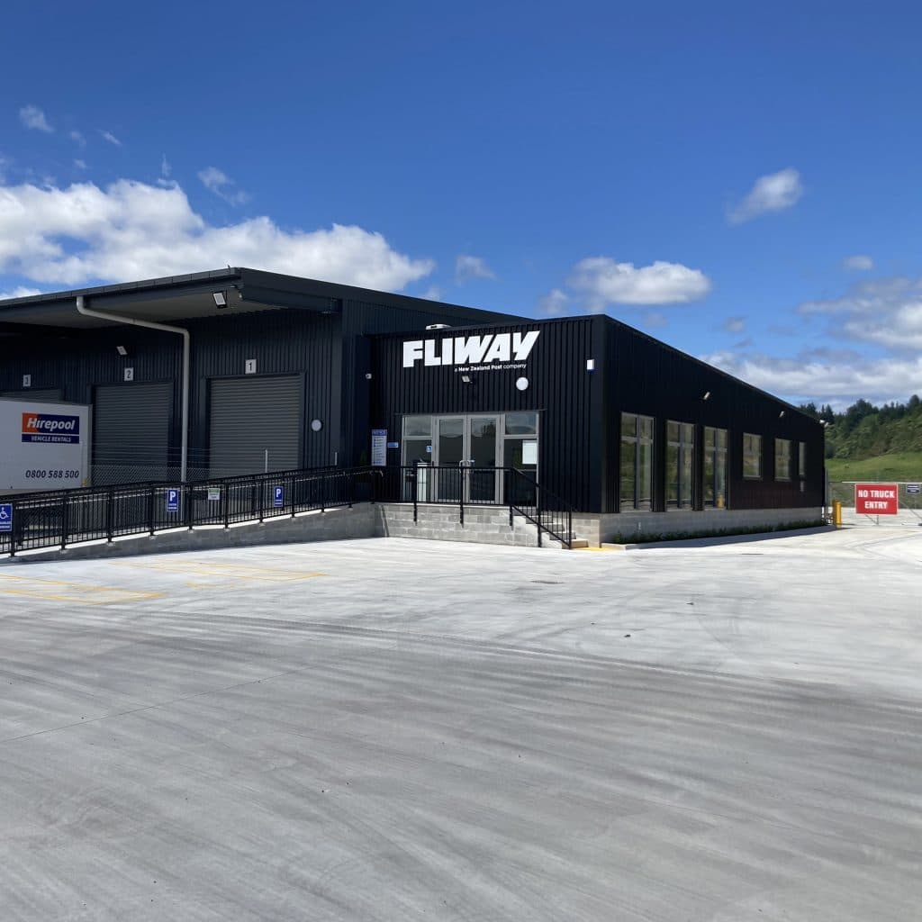 commercial builders tauriko