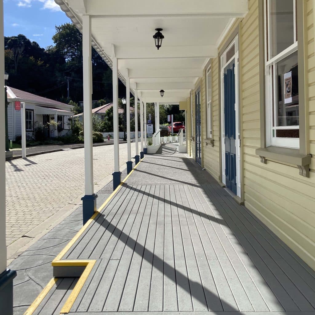 deck commercial property