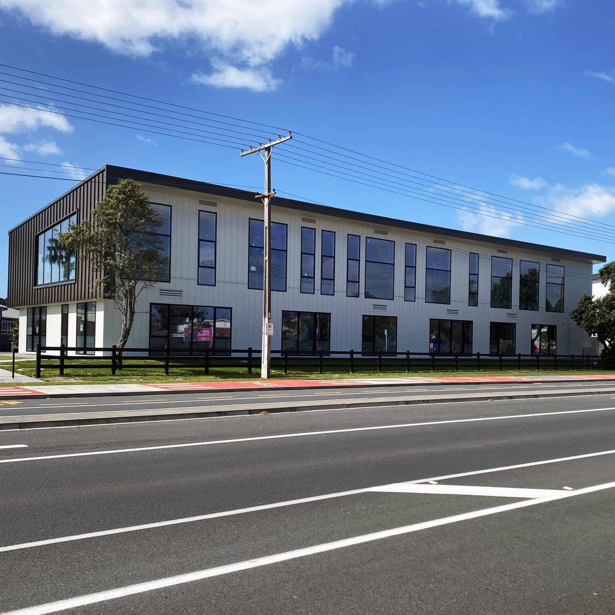 COMMERCIAL BUILD